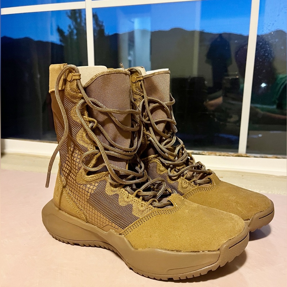 Nike SFB B1 Coyote - Men’s US 5.5, EU 38 - Military Lace Up Boots